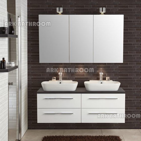 I vanità moderni del bagno mettono il lavandino di vanità del bagno del MDF REU016-150W